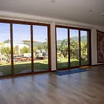 Travessia Do Sol - Eco And Retreat Centre Feriehus Gemieira